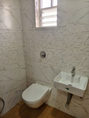 Bathroom in 2 BHK Apartment at Manish Nagar – for Rent