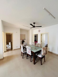 3 BHK + Servant Room Apartment For Rent in Emaar Gurgaon Greens