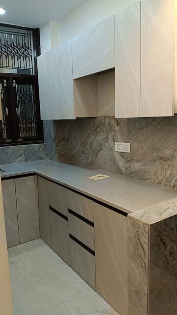 Kitchen in 1 BHK Builder Floor at Shalimar Garden Extension I – for Sale