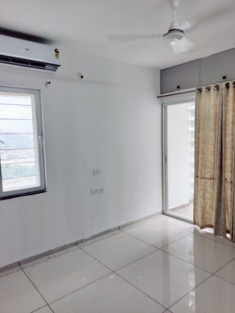 Room, yashwin-orizzonte-phase-2 3 Bedroom 1100 Sq.Ft. Apartment In Kharadi Pune 10079347