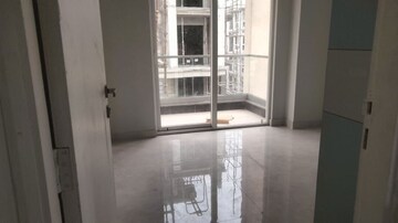 Room in 2 BHK Apartment at Signature Global City, Sector 37d – for Rent
