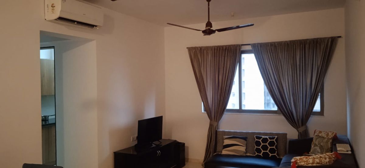 2 BHK + Store Room Apartment For Sale in Lodha Splendora