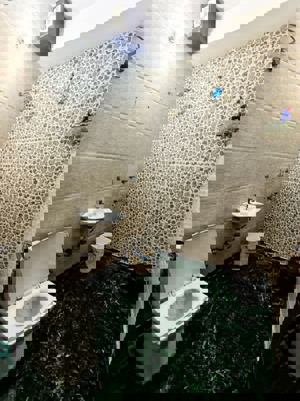 3 BHK 200 Sq.Yd. Apartment in Unitech Infospace