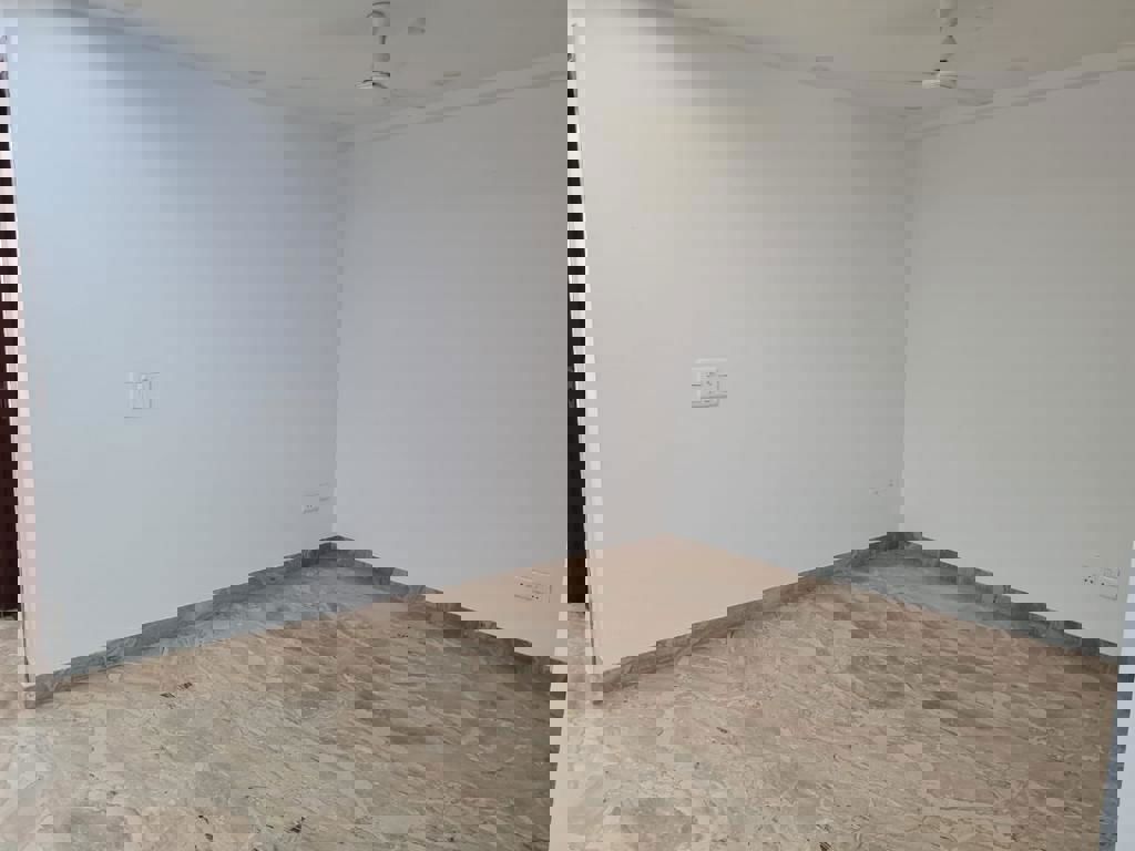 1 BHK 300 Sq.Yd. Apartment in Suncity Trade Tower