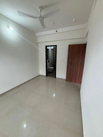 Room in 1 BHK Apartment at Duville Riverdale Suites, Kharadi – for Rent