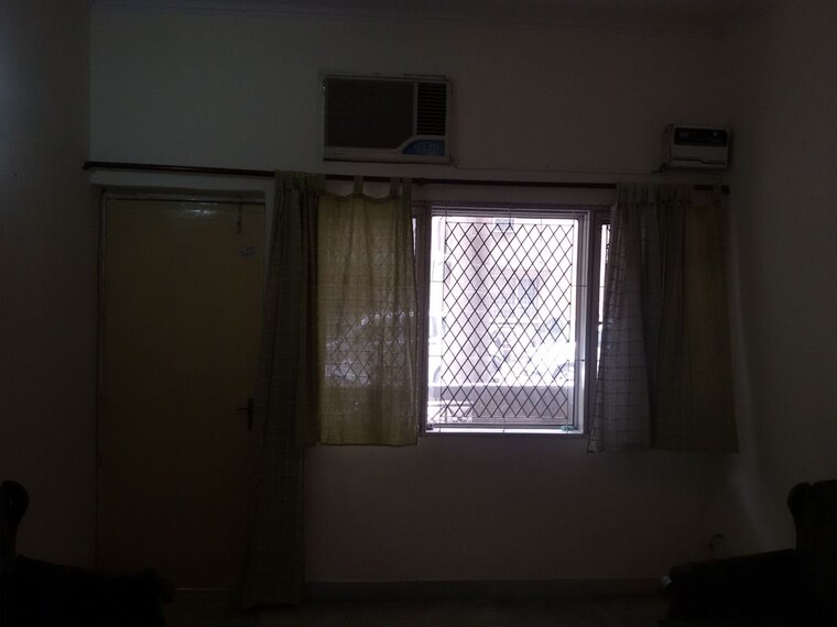 Room, shipra-suncity 3 Bedroom 1500 Sq.Ft. Apartment In Vaibhav Khand Ghaziabad 10079388