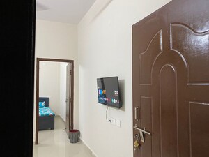 2 BHK Apartment – Entrance View at Gowlidoddy - for Rent