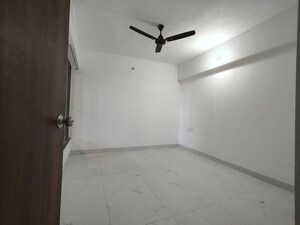 Room in 2 BHK Apartment at Excellaa Panama Park, Lohgaon – for Rent