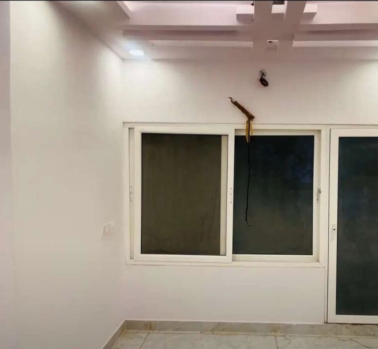 Room, lalbagh 3 Bedroom 1633 Sq.Ft. Apartment In Lalbagh Lucknow 10079573