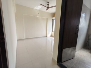 Room in 2 BHK Apartment at Vijayalaxmi Laxmisatyam Residency, Dhanori – for Rent