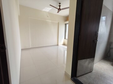 Room in 2 BHK Apartment at Vijayalaxmi Laxmisatyam Residency, Dhanori – for Rent
