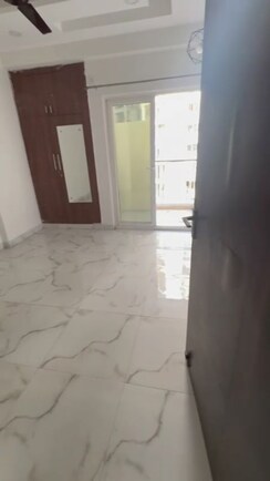 2 BHK Apartment For Sale in Town Park White Orchid
