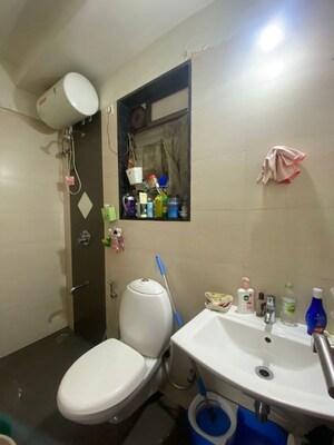 Bathroom in 2 BHK Apartment at Andheri West – for Rent