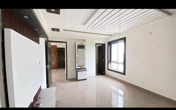 Room in 3 BHK Apartment at Rajapushpa Provincia, Narsingi – for Rent