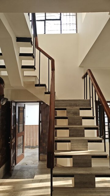 Staircase in 5 BHK Independent House at Sector 14 – for Rent