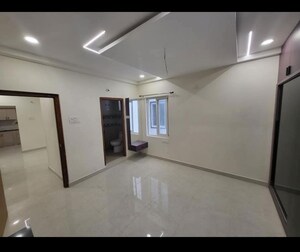 Room in 3 BHK Apartment at Prestige Beverly Hills, Kokapet – for Rent