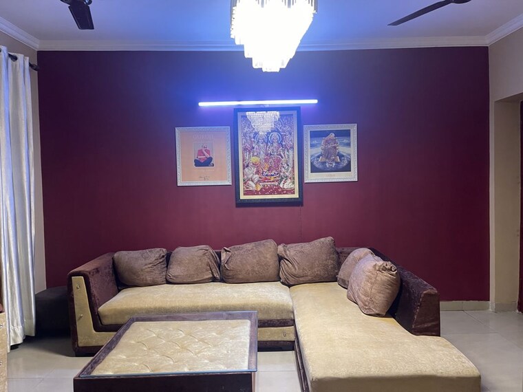 Living Room, unitech-uniworld-gardens-2 2 Bedroom 973 Sq.Ft. Apartment In Sector 47 Gurgaon 10079723