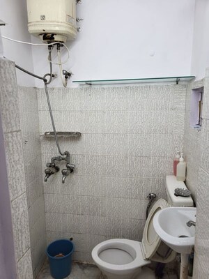 Bathroom in 1.5 BHK Builder Floor at Saket – for Rent