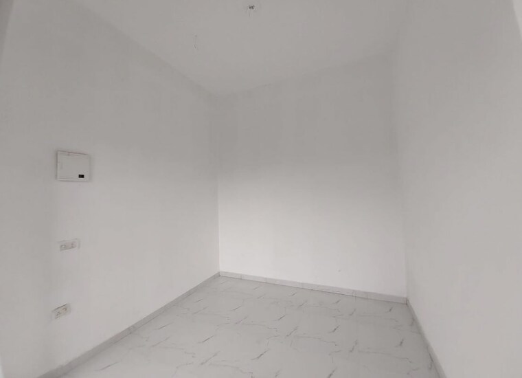 Room, pivotal-99-marina-bay Commercial Shop 200 Sq.Ft. In Sector 99 Gurgaon 10079739