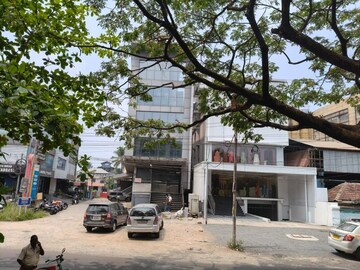  Showroom For Rent in Vyttila