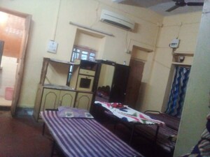 Bedroom in 2 BHK Independent House at Ballygunge Place – for Rent