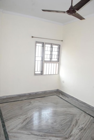 Room in 2 BHK Apartment at Punaichak – for Sale