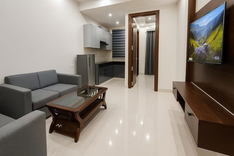 Kitchen, south delhi 3 Bedroom 325 Sq.Yd. Apartment In South Delhi Delhi 10079783
