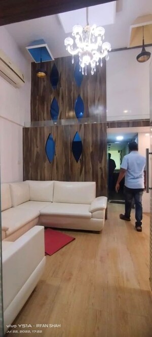 Furnished Amenities in  Office Space at Peninsula Plaza, Andheri West – for Rent
