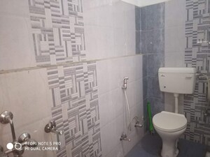 Bathroom in 2 BHK Builder Floor at Gomti Nagar – for Rent