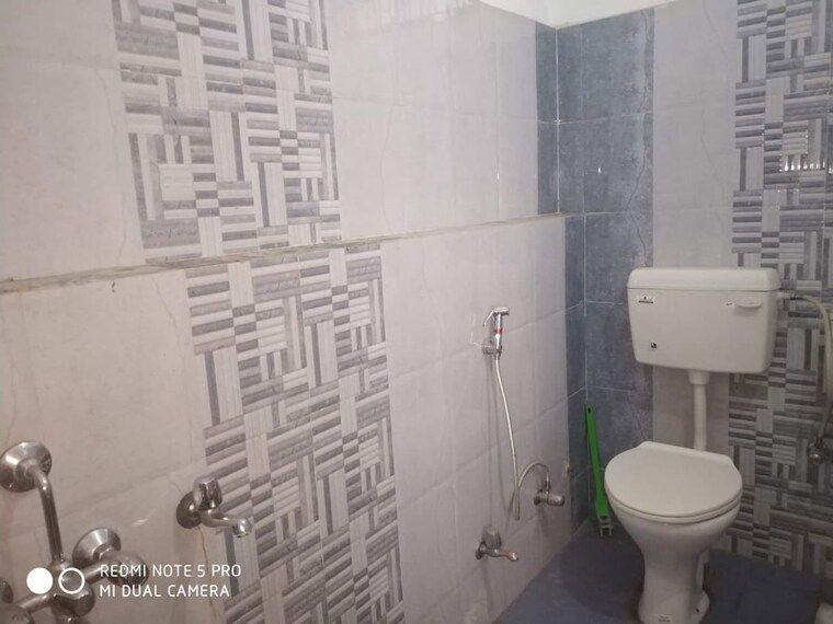 Bathroom, gomti nagar 2 Bedroom 1000 Sq.Ft. Builder Floor In Gomti Nagar Lucknow 10079595