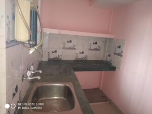 Kitchen in 2 BHK Builder Floor at Gomti Nagar – for Rent