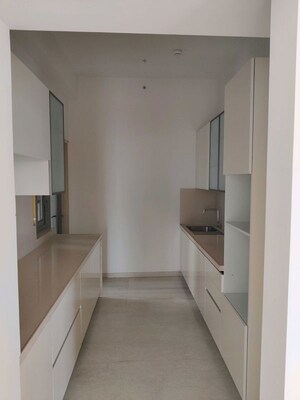 Building Lobby in 4 BHK Apartment at Piramal Mahalaxmi, Mahalaxmi – for Rent