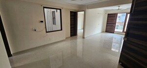 Room in 3 BHK Builder Floor at Sector 23 – for Rent