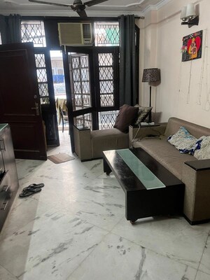 Living Room in 2 BHK Builder Floor at Saket – for Rent