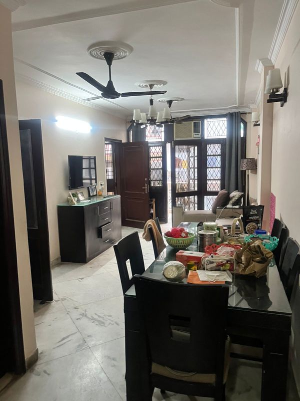 2 BHK + Extra Room Builder Floor For Rent in Saket