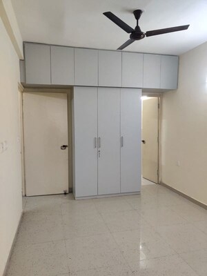 Room in 2 BHK Apartment at Pyramid Heights, Sector 85 – for Rent