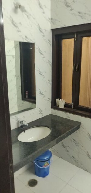 Master Bedroom in 1 BHK Builder Floor at South City 1 – for Rent