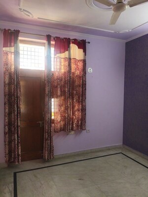 Room in 3 BHK Builder Floor at Palam Vihar Extension – for Rent