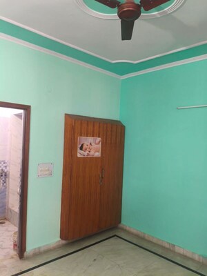 Furnished Amenities in 3 BHK Builder Floor at Palam Vihar Extension – for Rent