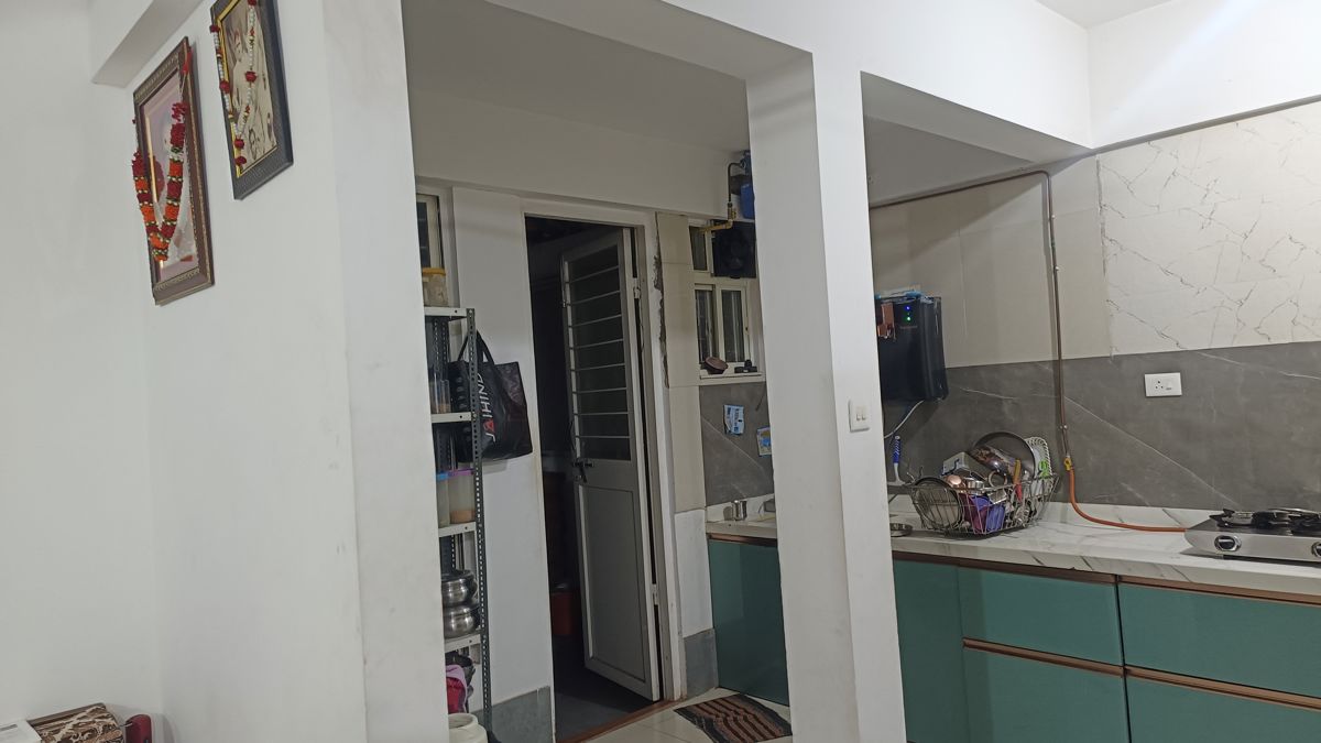 2 BHK + Extra Room Apartment For Rent in Bhumi Silverio