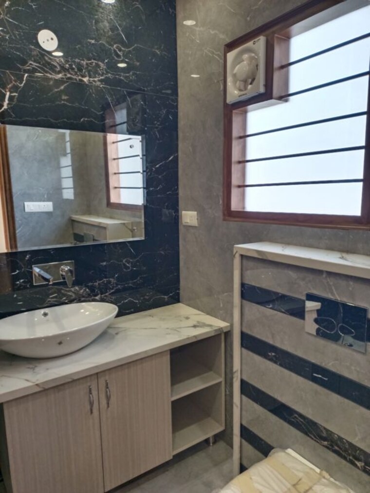 Kitchen, sector 89 3 Bedroom 250 Sq.Yd. Builder Floor In Sector 89 Faridabad 9672548