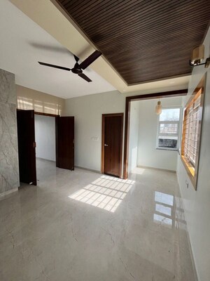 Room in 3 BHK Builder Floor at Bellandur – for Rent