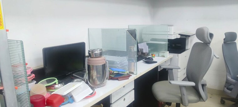 Team Area, k-rahega-palm-springs Commercial Office Space 900 Sq.Ft. In Malad West Mumbai 10079937