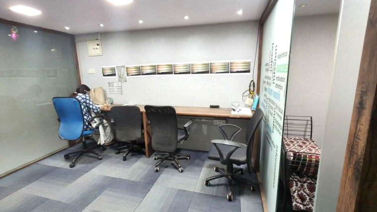 Team Area, ijmima-complex Commercial Office Space 250 Sq.Ft. In Malad West Mumbai 10079951