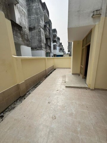 Kitchen in 3 BHK Apartment at Parsvnath Royale Floors, Uattardhona – for Rent