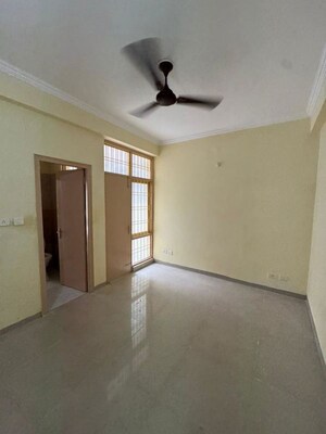 3 BHK Apartment For Rent in Parsvnath Royale Floors, Uattardhona
