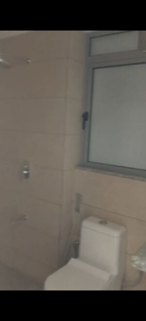 Bathroom in 2 BHK Apartment at Kalpataru Immensa, Kolshet Road – for Rent