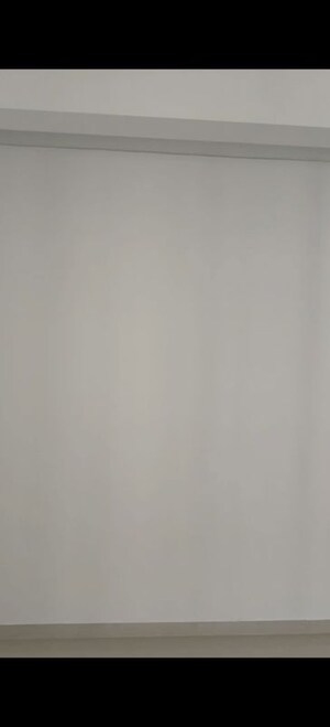 Room in 2 BHK Apartment at Kalpataru Immensa, Kolshet Road – for Sale