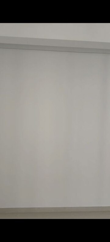 Room in 2 BHK Apartment at Kalpataru Immensa, Kolshet Road – for Sale