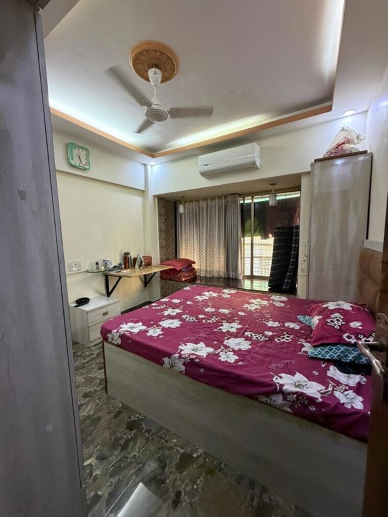 Bedroom, andheri west 2.5 Bedroom 850 Sq.Ft. Apartment In Andheri West Mumbai 10079426